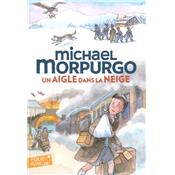 Un aigle dans la neige